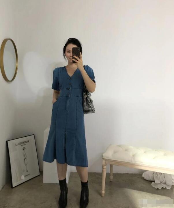 牛仔连衣裙