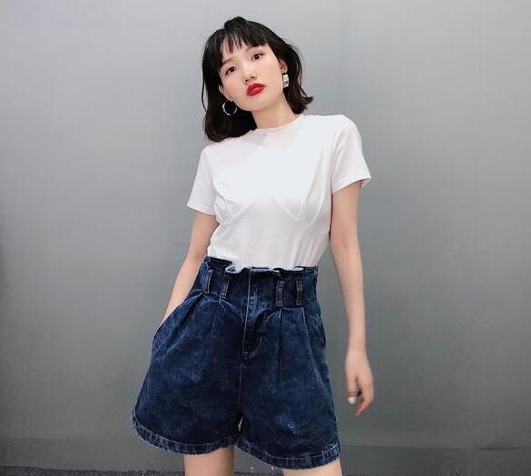 微喇款式短裤