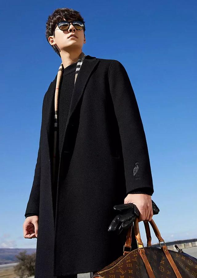 简约款衣服